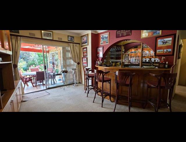 3 BEDROOM HOUSE FOR SALE IN DOWERGLEN